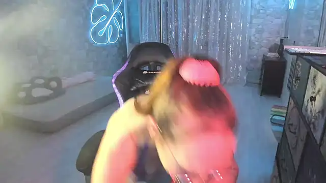 JessicaFamee online show from 05.05.26