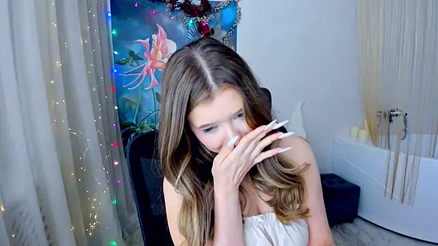 FollowLovee online show from 01.12.25