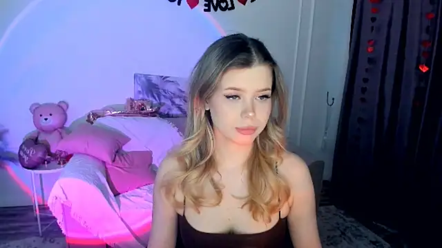 FollowLovee online show from 02.28.26