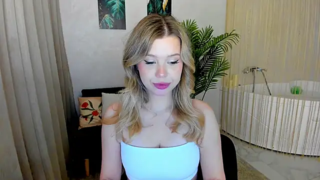 FollowLovee online show from 06.14.26