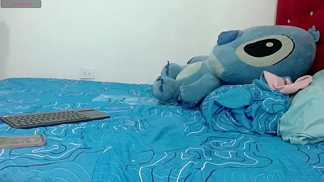 INDIAN HORNY1 online show from 11.21.25