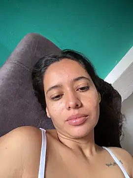 Snapshot of juliana_0796 chatting on 05.17.26 juliana 0796 online show from 05.17.26