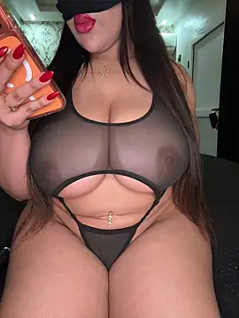 Snapshot of Noha-Sexy chatting on 01.31.26 Noha-Sexy online show from 01.31.26