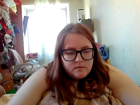 Snapshot of DesireMelissa chatting on 05.13.26 DesireMelissa online show from 05.13.26
