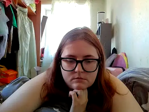 Snapshot of DesireMelissa chatting on 06.11.26 DesireMelissa online show from 06.11.26