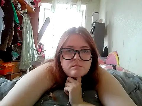Snapshot of DesireMelissa chatting on 06.15.26 DesireMelissa online show from 06.15.26