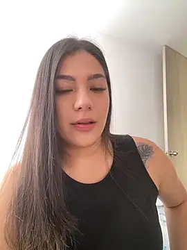 Snapshot of Latina_vanessa chatting on 01.24.25 Latina vanessa online show from 01.24.25