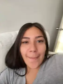 Snapshot of Latina_vanessa chatting on 01.28.25 Latina vanessa online show from 01.28.25