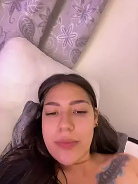 Snapshot of Latina_vanessa chatting on 03.20.25 Latina vanessa online show from 03.20.25