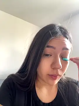 Snapshot of Latina_vanessa chatting on 09.21.25 Latina vanessa online show from 09.21.25