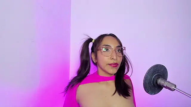 Leticia brownn1 online show from 03.18.26