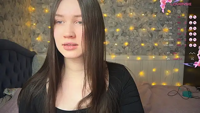 ChloeMillerMeow online show from 03.13.25