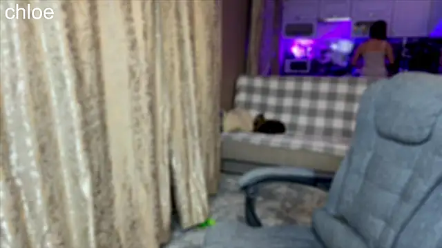 ChloeMillerMeow online show from 10.14.25