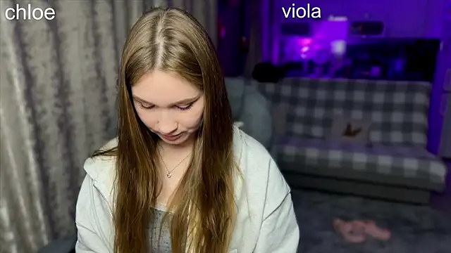 ChloeMillerMeow online show from 11.10.25