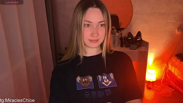 Snapshot of ChloeMillerMeow chatting on 04.15.26 ChloeMillerMeow online show from 04.15.26