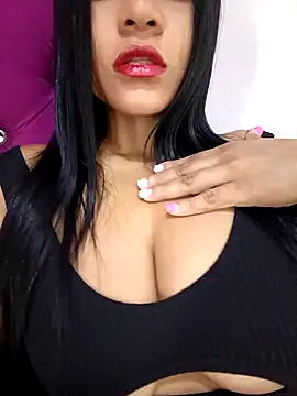 Snapshot of Sofi_Hot_20 chatting on 09.10.25 Sofi Hot 20 online show from 09.10.25