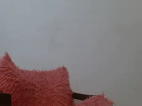 Snapshot of Larry-n-clouds chatting on 03.03.26 Larry-n-clouds online show from 03.03.26