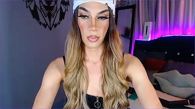 camila hootie online show from 12.16.24