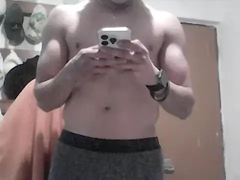 Snapshot of chico_irresistible chatting on 01.25.25 chico irresistible online show from 01.25.25