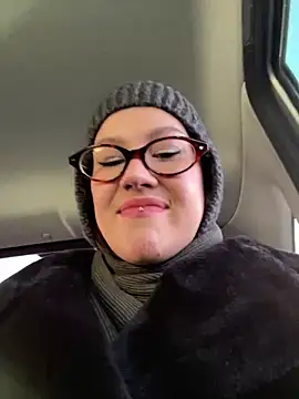 RinaCat online show from 11.30.25