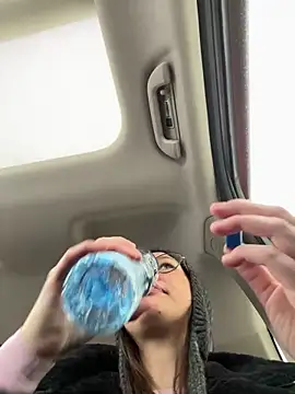 RinaCat online show from 12.23.25