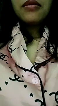 Snapshot of Hana_love20 chatting on 02.01.25 Hana love20 online show from 02.01.25