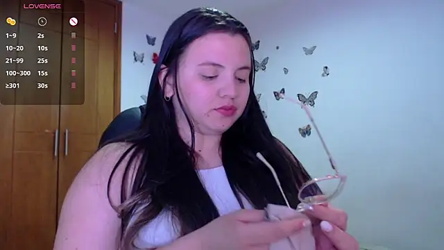 Snapshot of Sarahros1 chatting on 01.10.25 Sarahros1 online show from 01.10.25