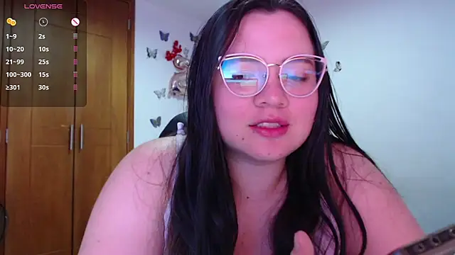 Snapshot of Sarahros1 chatting on 01.24.25 Sarahros1 online show from 01.24.25