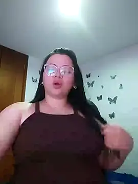 Snapshot of Sarahros1 chatting on 01.29.25 Sarahros1 online show from 01.29.25