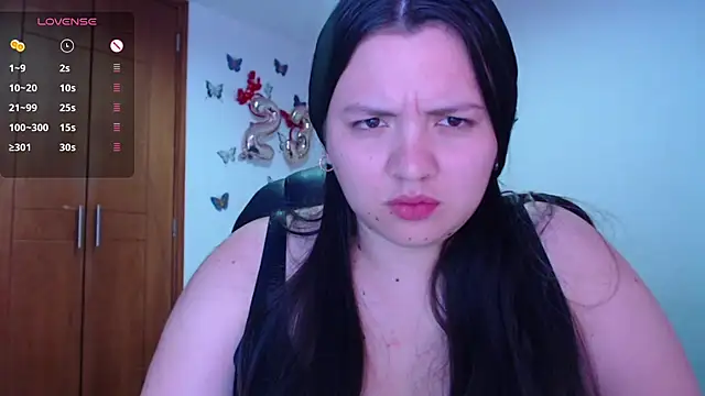 Snapshot of Sarahros1 chatting on 02.13.25 Sarahros1 online show from 02.13.25