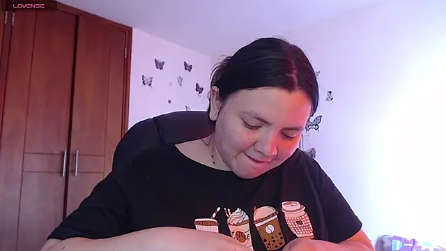 Snapshot of Sarahros1 chatting on 09.11.25 Sarahros1 online show from 09.11.25