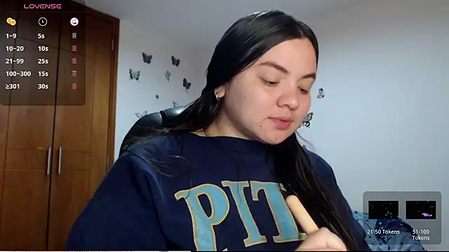 Snapshot of Sarahros1 chatting on 10.03.25 Sarahros1 online show from 10.03.25