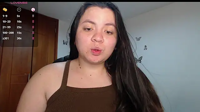 Snapshot of Sarahros1 chatting on 10.07.25 Sarahros1 online show from 10.07.25