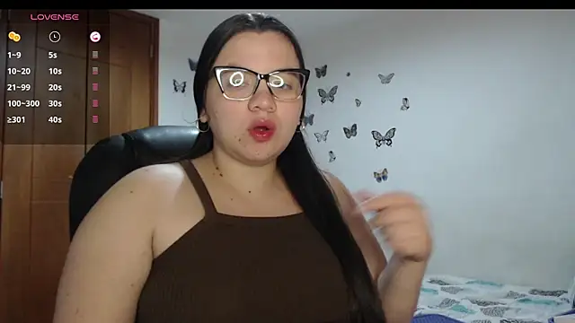 Snapshot of Sarahros1 chatting on 01.11.26 Sarahros1 online show from 01.11.26