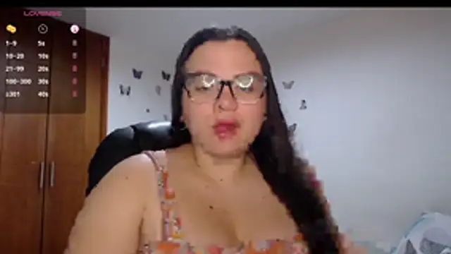 Snapshot of Sarahros1 chatting on 01.17.26 Sarahros1 online show from 01.17.26