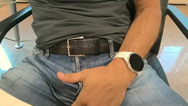 alessandroman2114 online show from 10.10.25