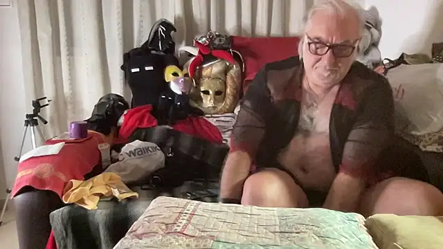 EroticVenetian online show from 11.22.25