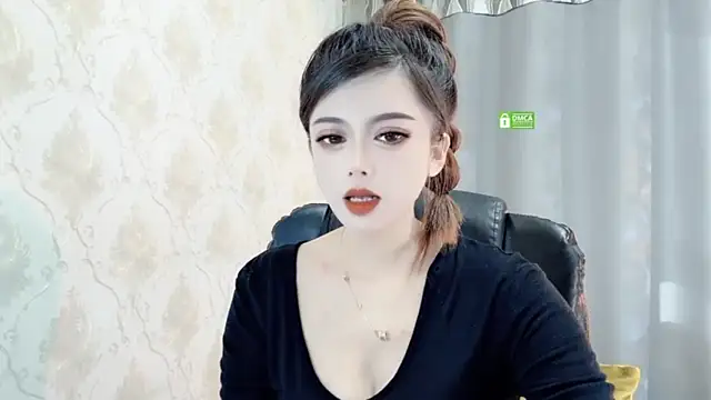 Snapshot of VIWVI chatting on 01.05.25 VIWVI online show from 01.05.25