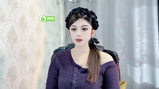 Snapshot of VIWVI chatting on 01.10.25 VIWVI online show from 01.10.25