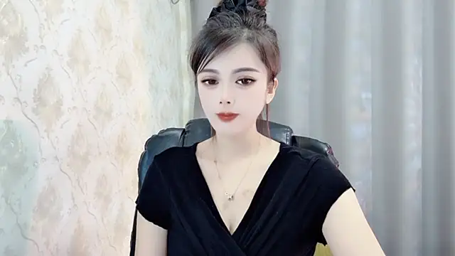 Snapshot of VIWVI chatting on 02.10.25 VIWVI online show from 02.10.25