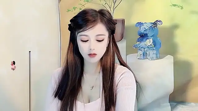 Snapshot of VIWVI chatting on 03.10.25 VIWVI online show from 03.10.25