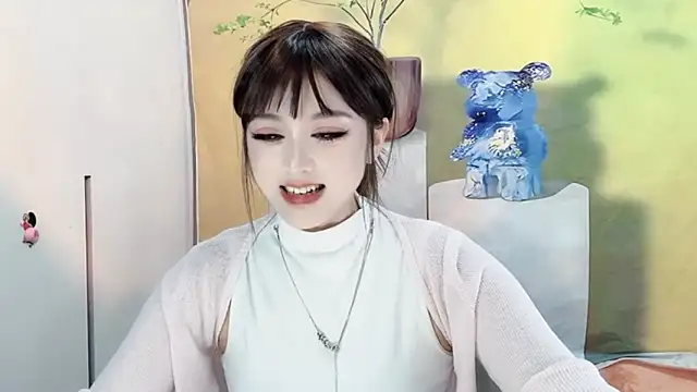 Snapshot of VIWVI chatting on 03.13.25 VIWVI online show from 03.13.25