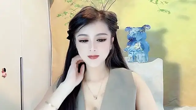 Snapshot of VIWVI chatting on 03.14.25 VIWVI online show from 03.14.25