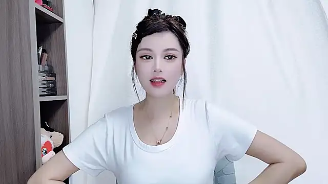 Snapshot of VIWVI chatting on 09.12.25 VIWVI online show from 09.12.25