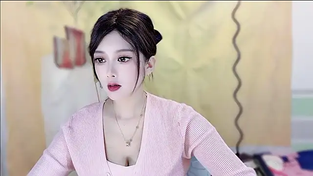 Snapshot of VIWVI chatting on 11.17.25 VIWVI online show from 11.17.25