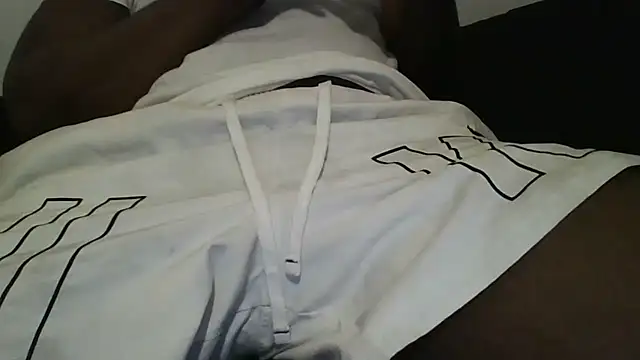 Snapshot of ThatDickSexy2 chatting on 10.26.25 ThatDickSexy2 online show from 10.26.25