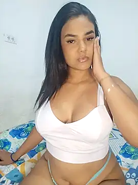 AntonellaShot online show from 11.02.25