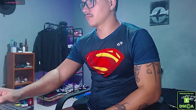 Snapshot of paulo_allen chatting on 03.12.25 paulo allen online show from 03.12.25