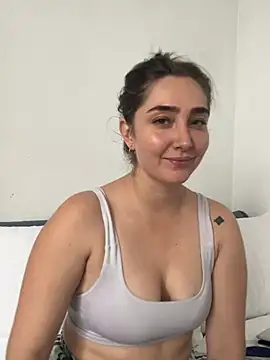 Snapshot of katy_pp chatting on 06.19.26 katy pp online show from 06.19.26