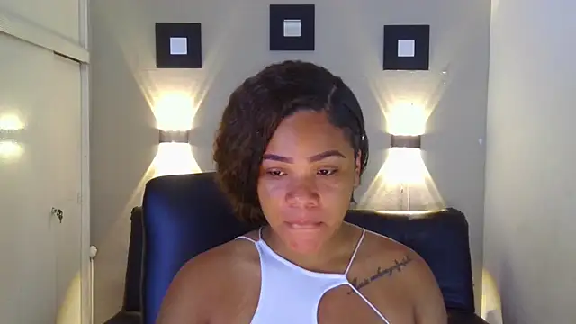 ashley Tompson1 online show from 01.23.25